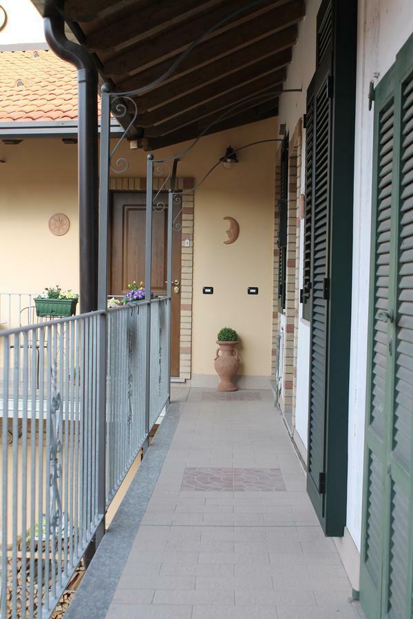 Le Camere Di Aladino การูกาเต ภายนอก รูปภาพ
